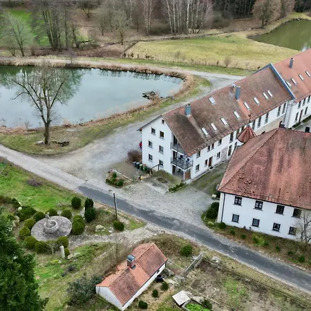 Am Buechlhof Im Oberpfaelzer Seenland *